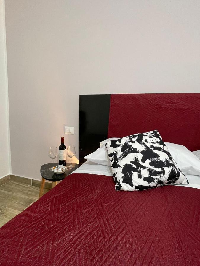 A Bone Guest House Катания Экстерьер фото