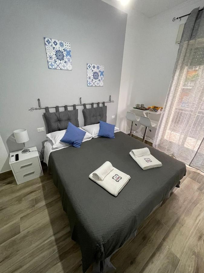 A Bone Guest House Катания Экстерьер фото