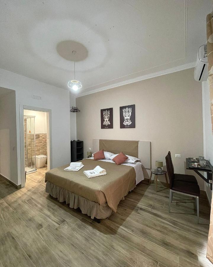A Bone Guest House Катания Экстерьер фото
