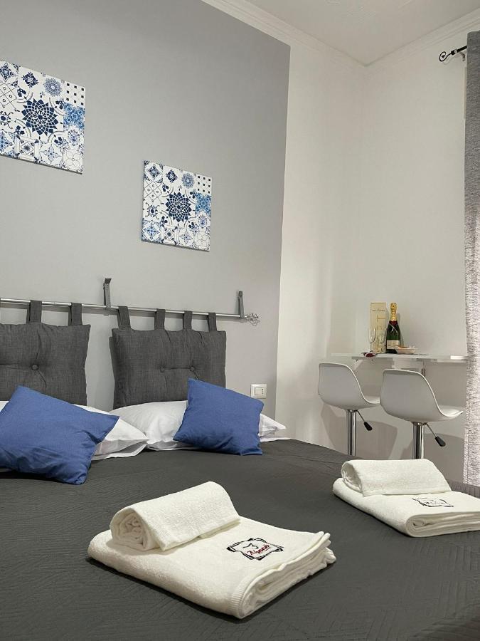 A Bone Guest House Катания Экстерьер фото