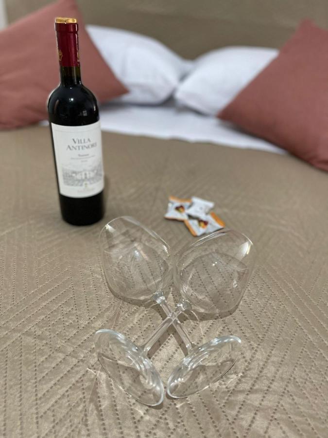 A Bone Guest House Катания Экстерьер фото